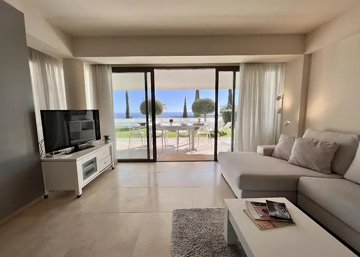 28 - A Flamingos, Benahavis Apartman *