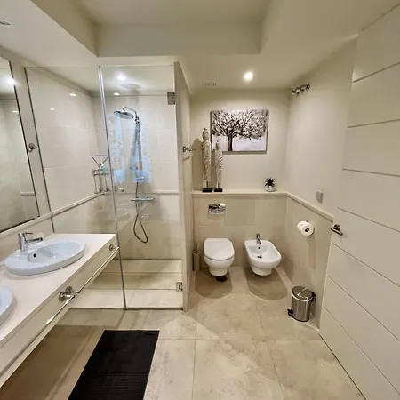 28 - A Flamingos, Benahavis Apartman *