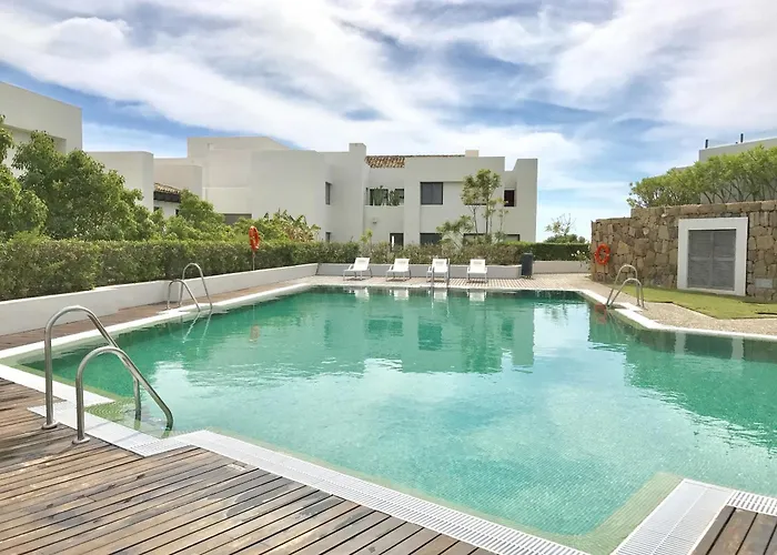 28 - A Flamingos, Benahavis Apartment *